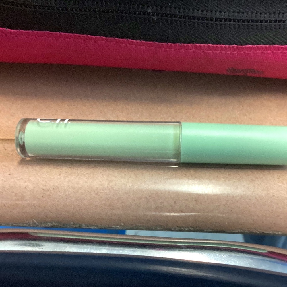 e.l.f Color Corrector New Green